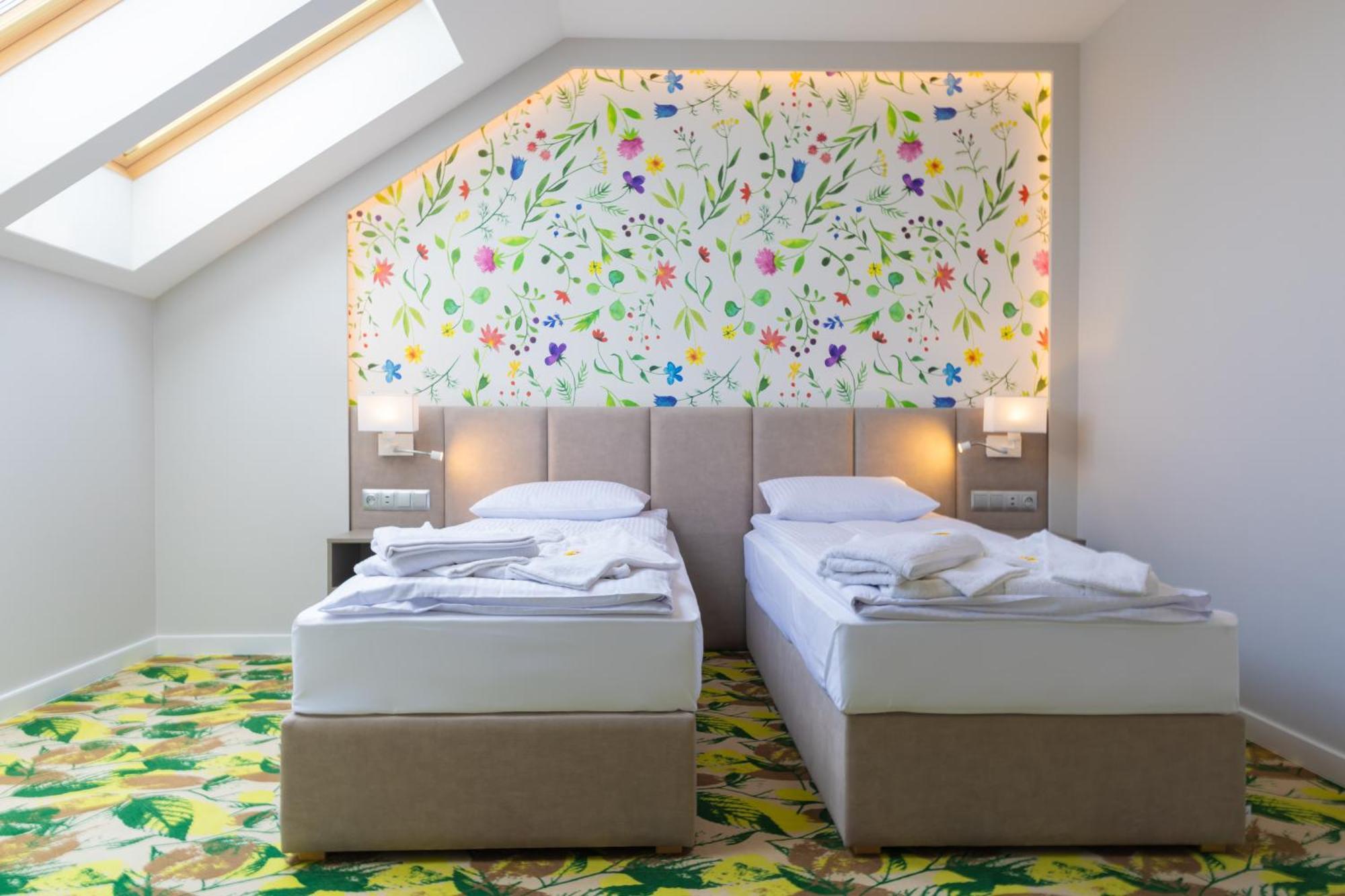 Miodowa Klinika Hotel Kamianna Buitenkant foto