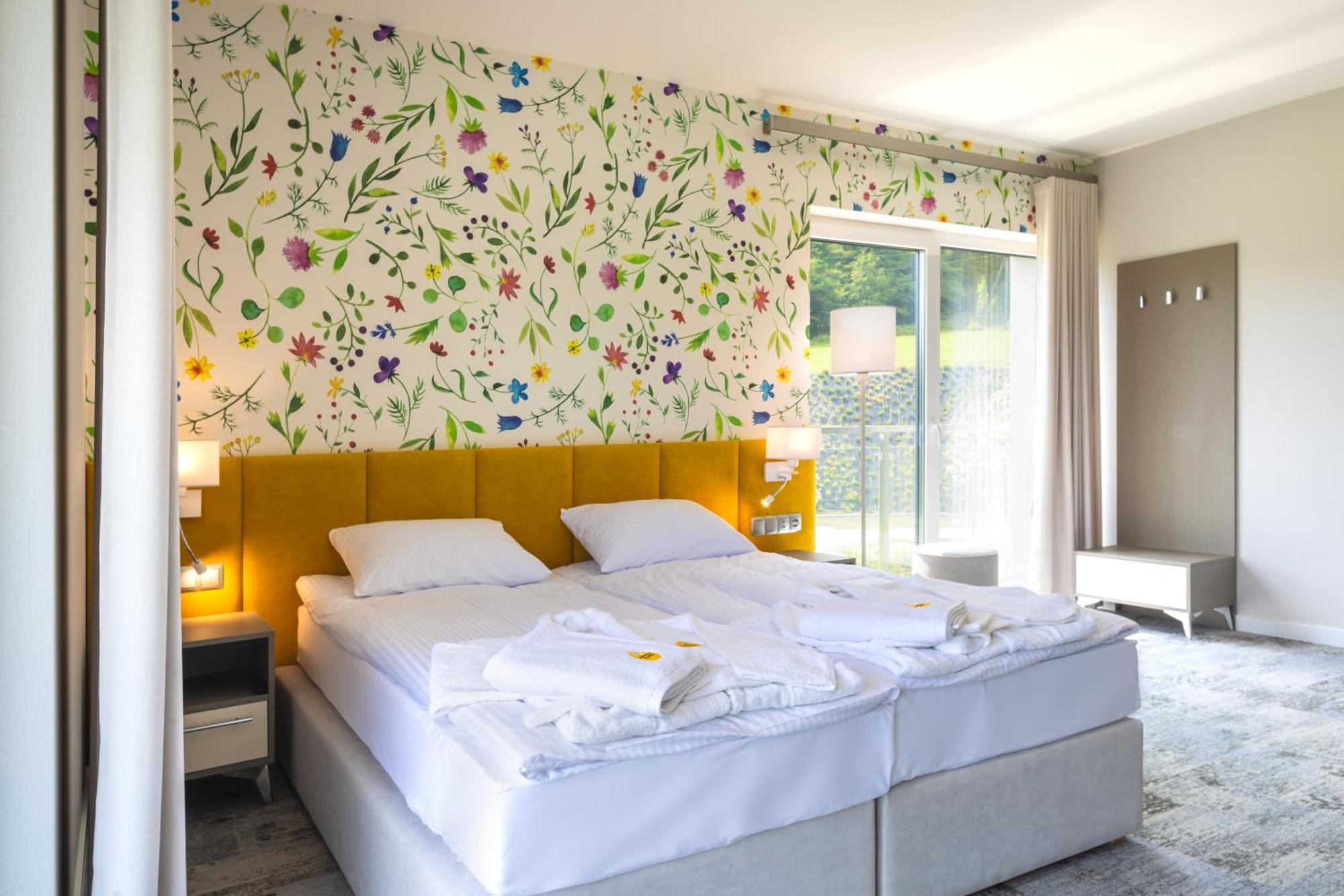 Miodowa Klinika Hotel Kamianna Buitenkant foto